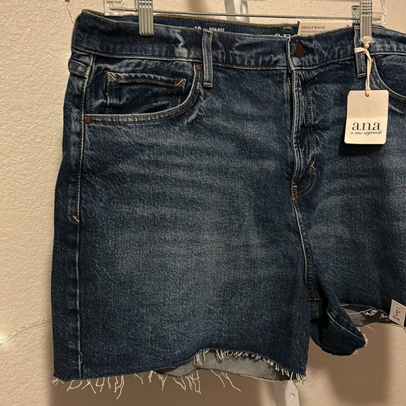New Jean shorts high rise - Picture 3 of 5